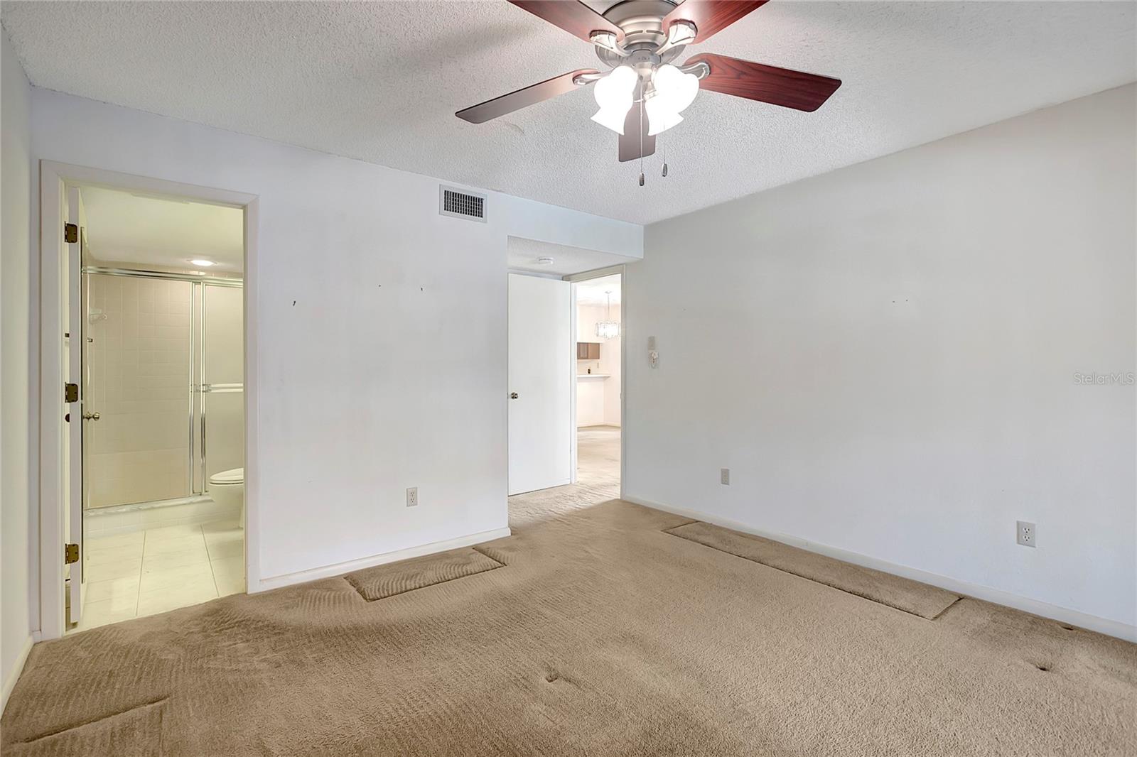 HAMMOCK PINE VILLAGE - Residential