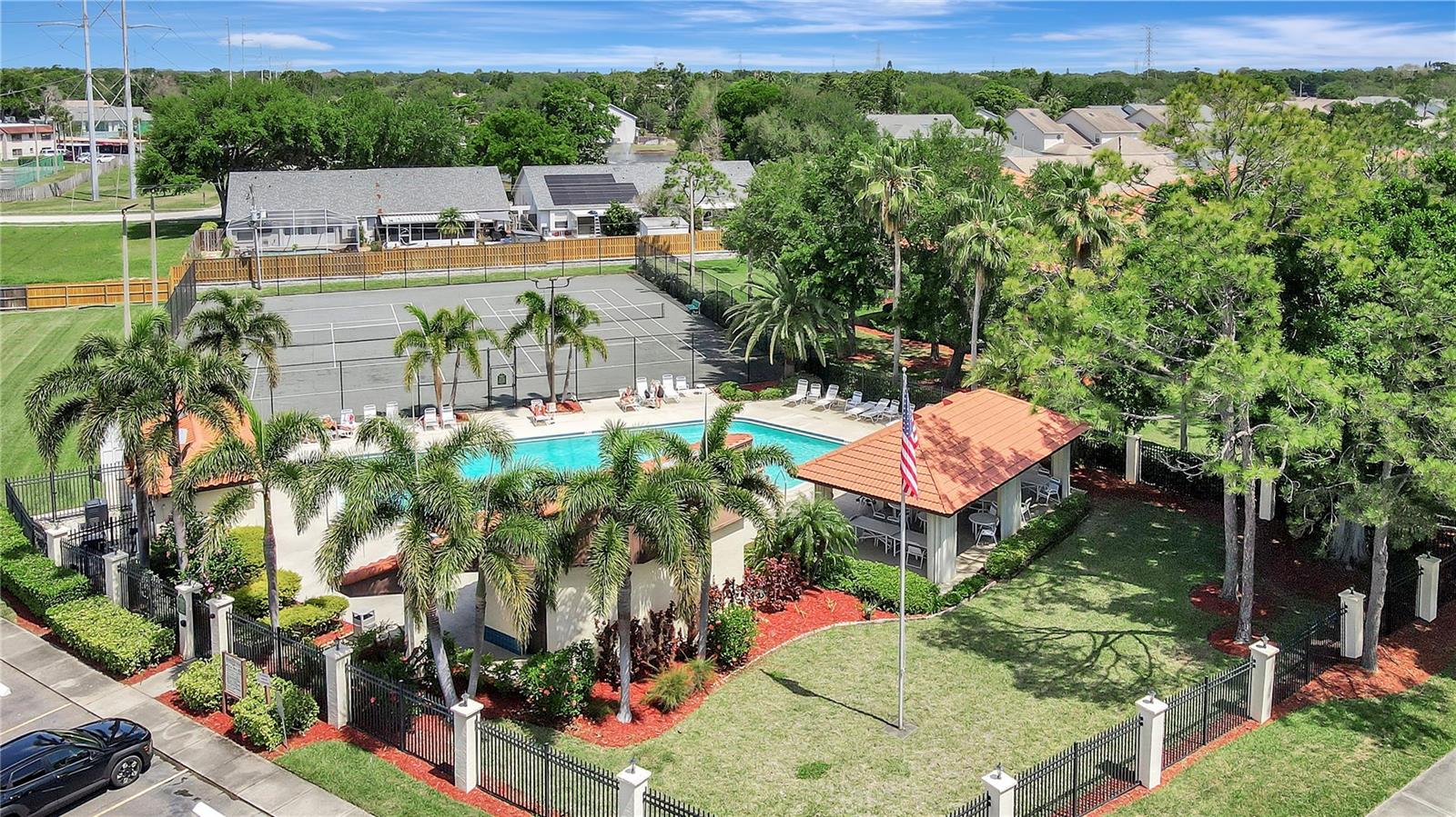 HAMMOCK PINE VILLAGE - Residential