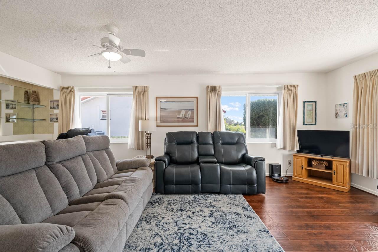 GREENBRIAR SUB PH 1 - Residential