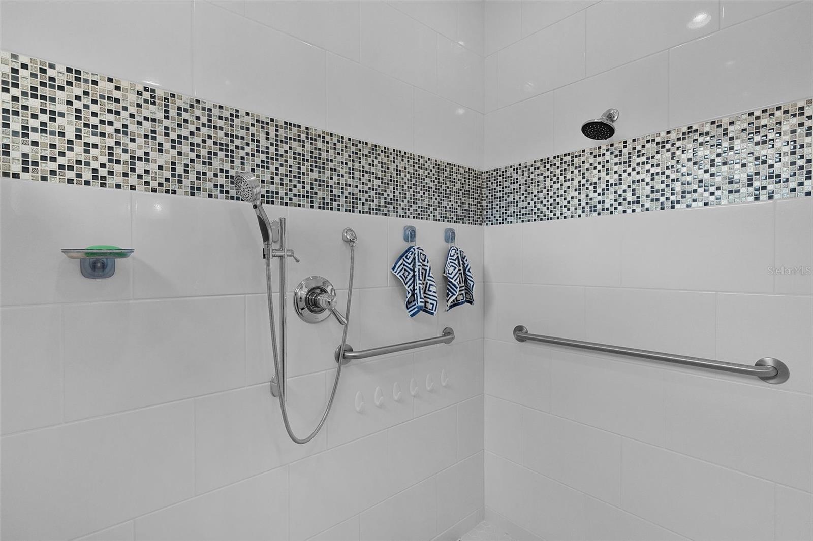 GLEN HOLLOW FARMS - Residential