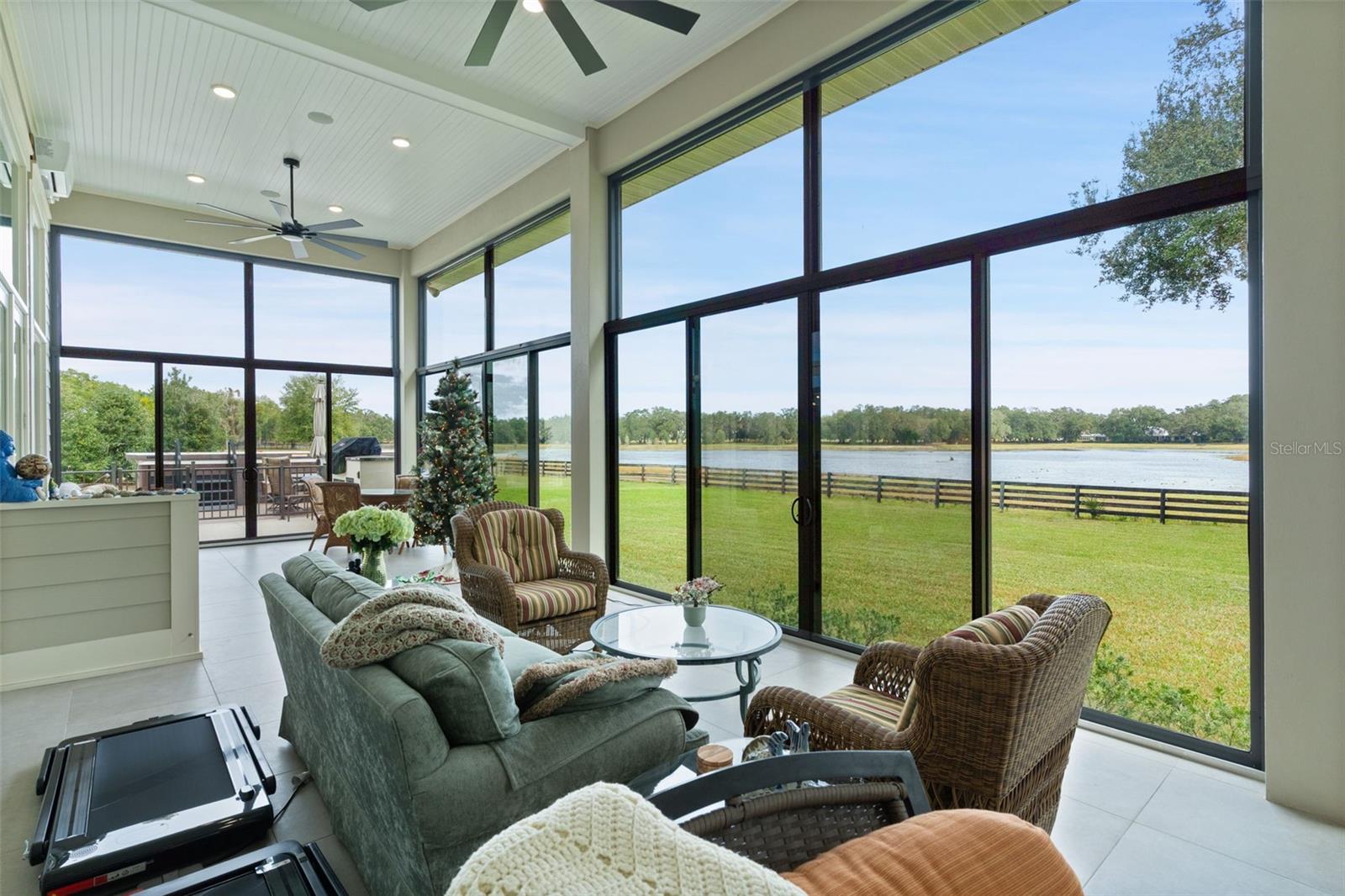 GLEN HOLLOW FARMS - Residential