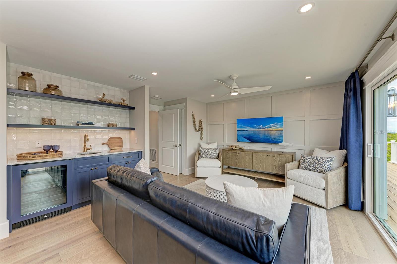 HOLMES BEACH 31ST UNIT AMD - Residential