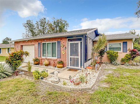 Photo of 1105 Tivoli Dr, Deltona, FL 32725 (MLS # O6305107)