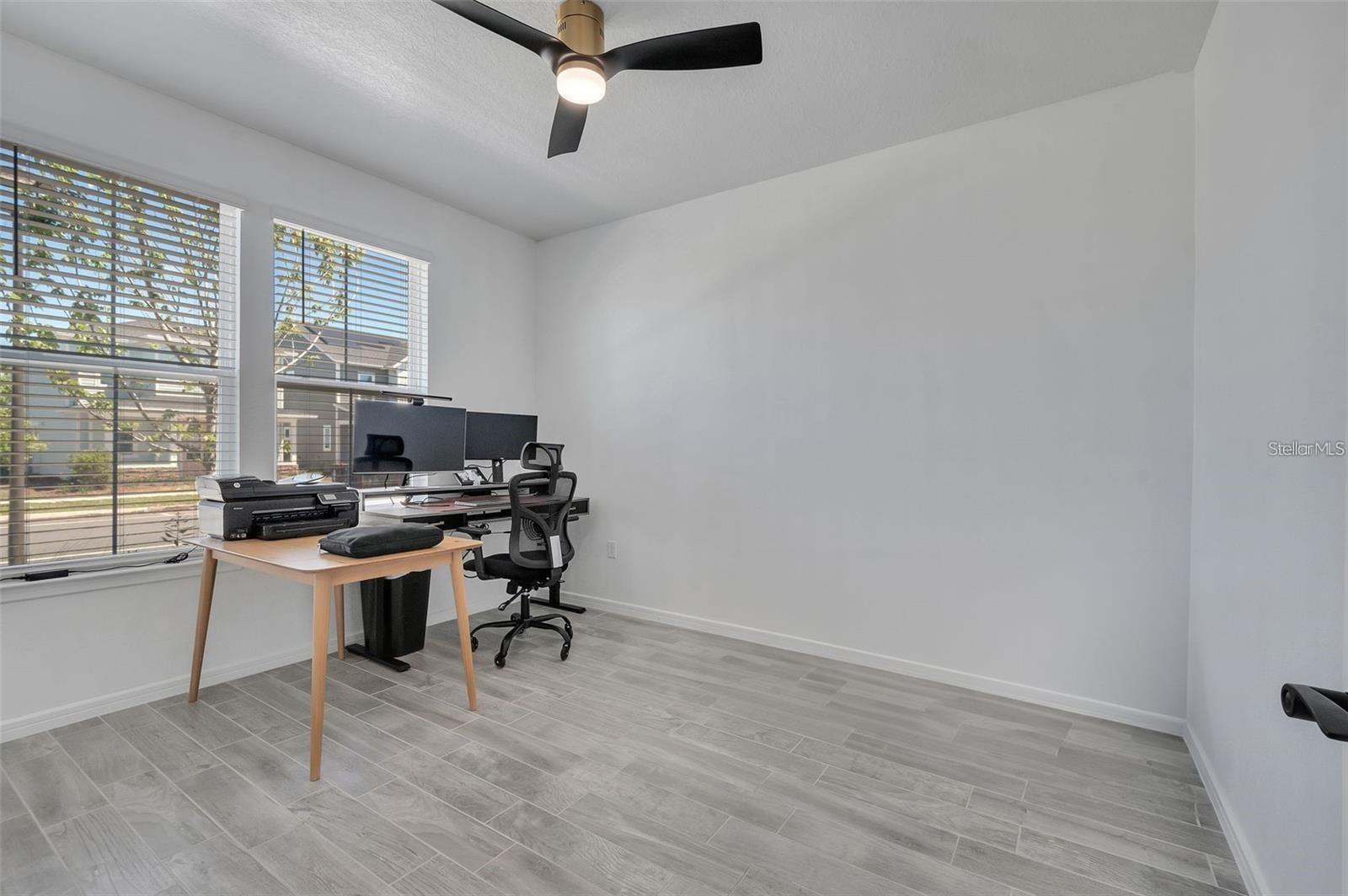 WESLYN PARK PH 2 - Residential Lease