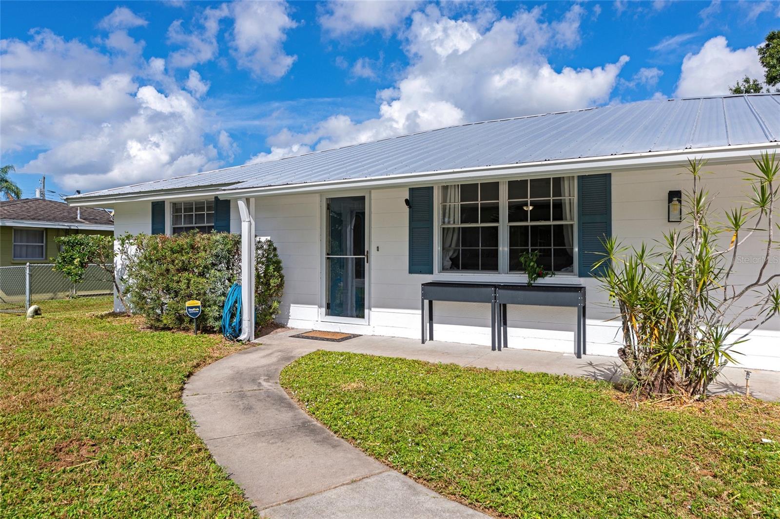 SARASOTA SPGS - Residential