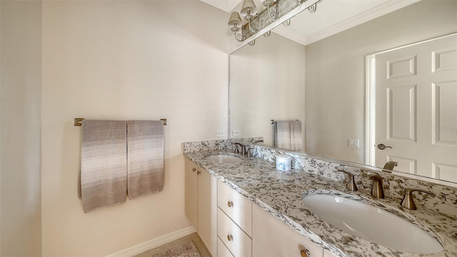 OAKS 2 PH 2 - Residential