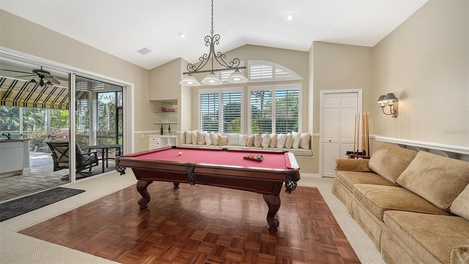 OAKS 2 PH 2 - Residential