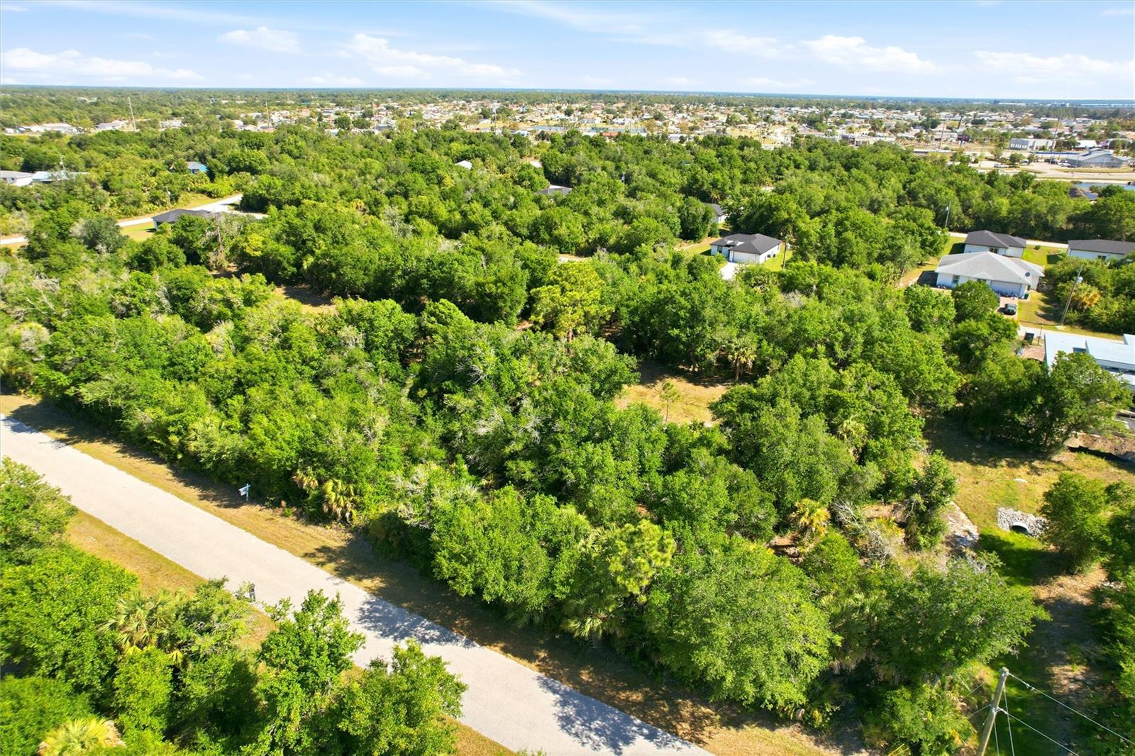 7095 FREEBERG CIRCLE