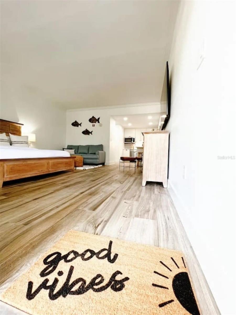 ISLAND RESORT AT MARINERS CLUB - Residential