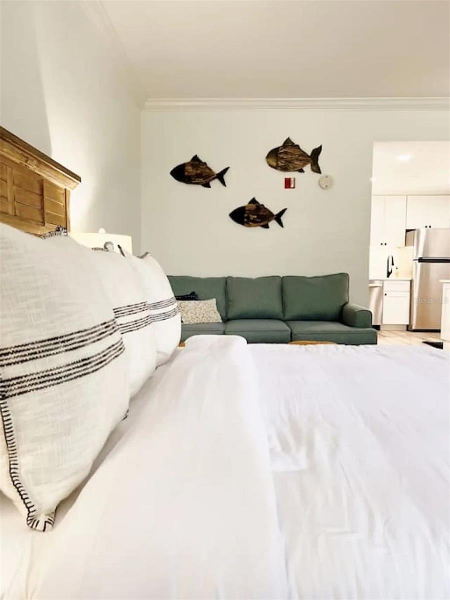 ISLAND RESORT AT MARINERS CLUB - Residential