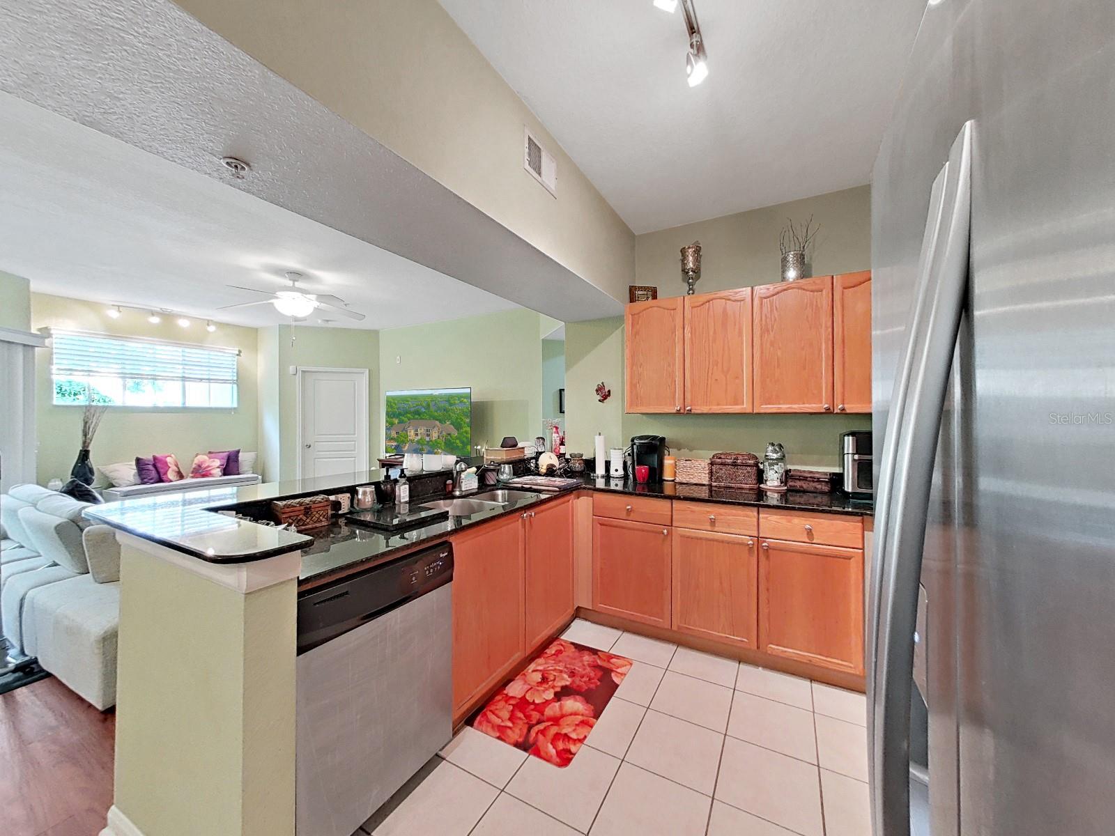 OXFORD PLACE AT TAMPA PALMS A - Residential