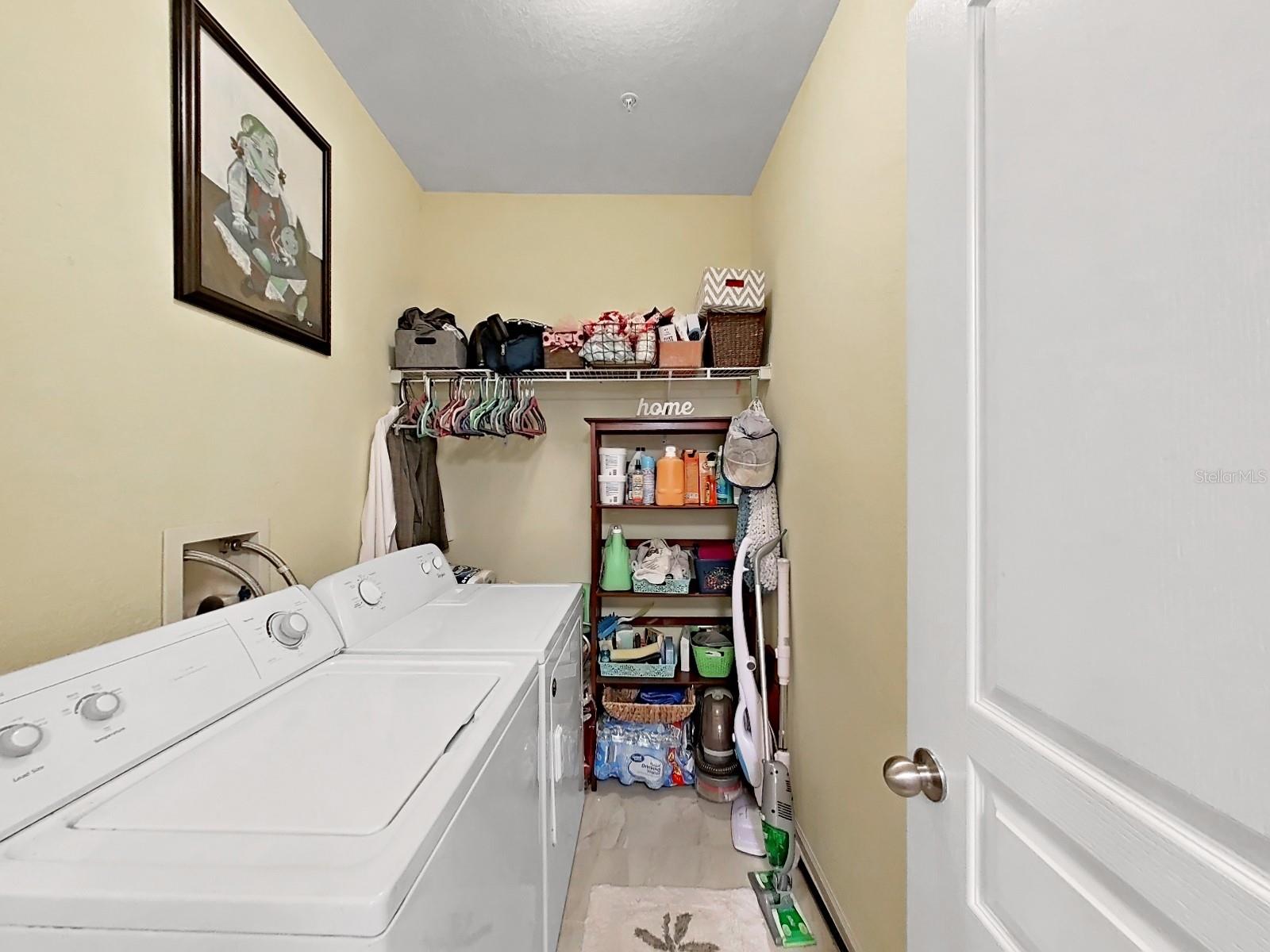 OXFORD PLACE AT TAMPA PALMS A - Residential