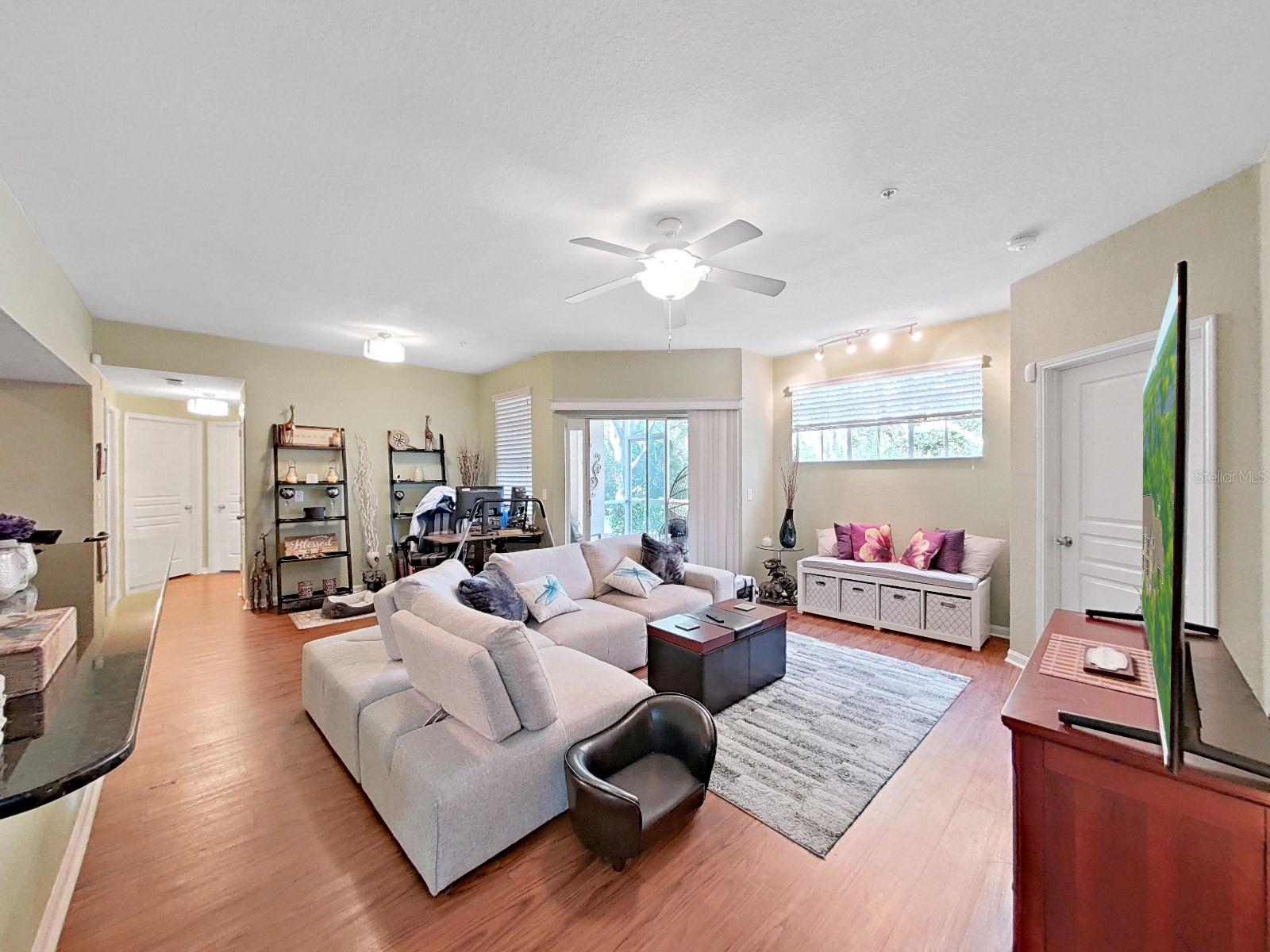OXFORD PLACE AT TAMPA PALMS A - Residential