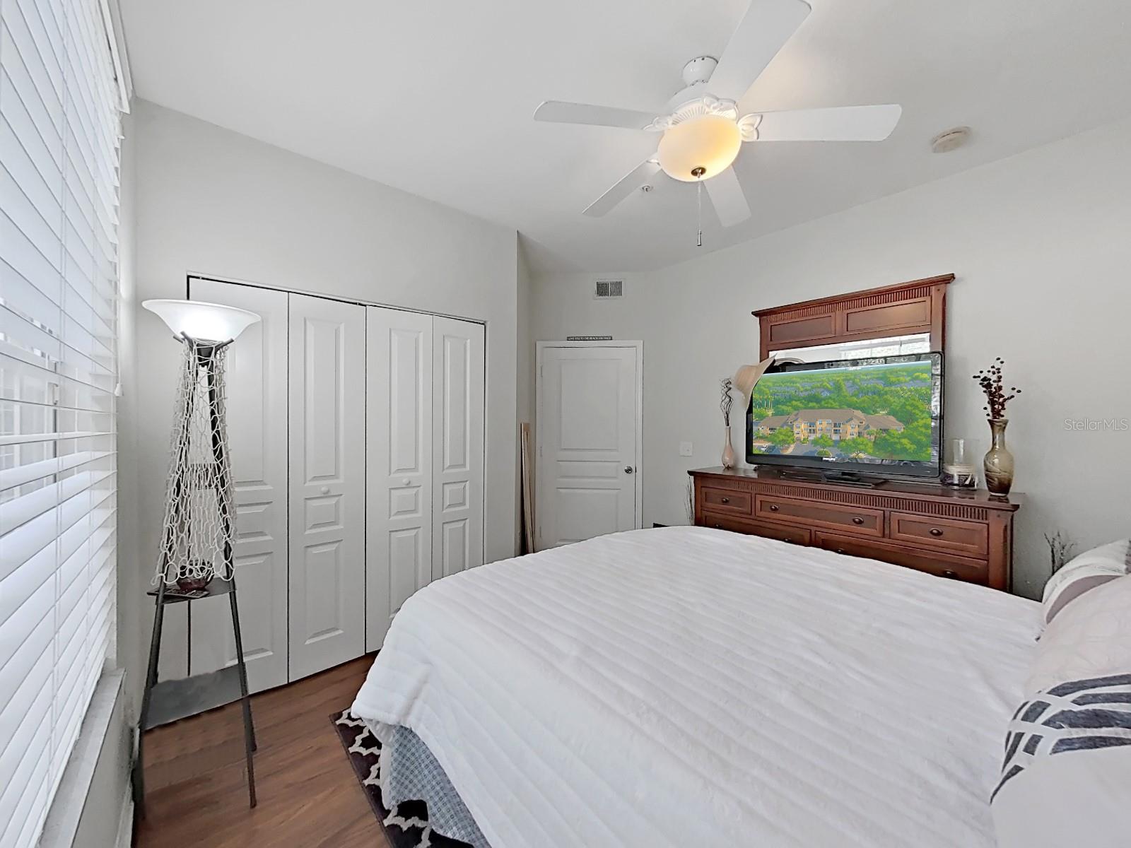 OXFORD PLACE AT TAMPA PALMS A - Residential