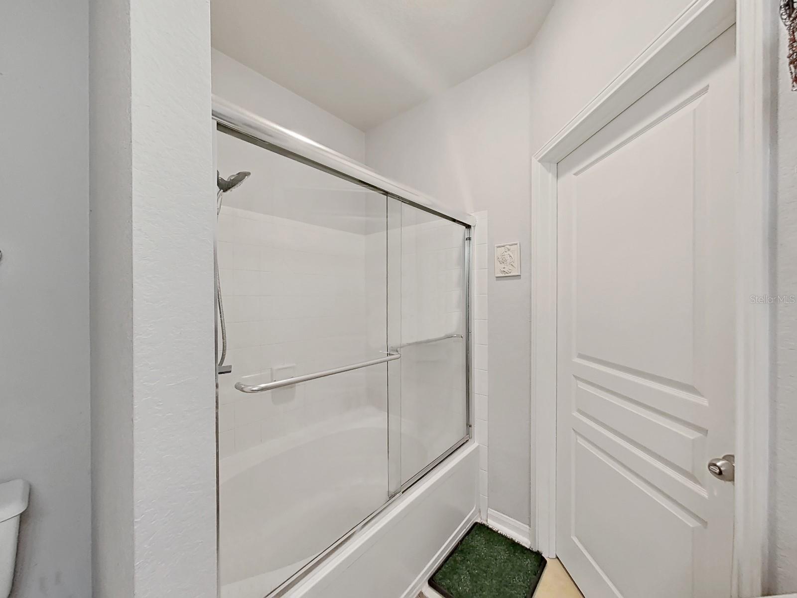OXFORD PLACE AT TAMPA PALMS A - Residential
