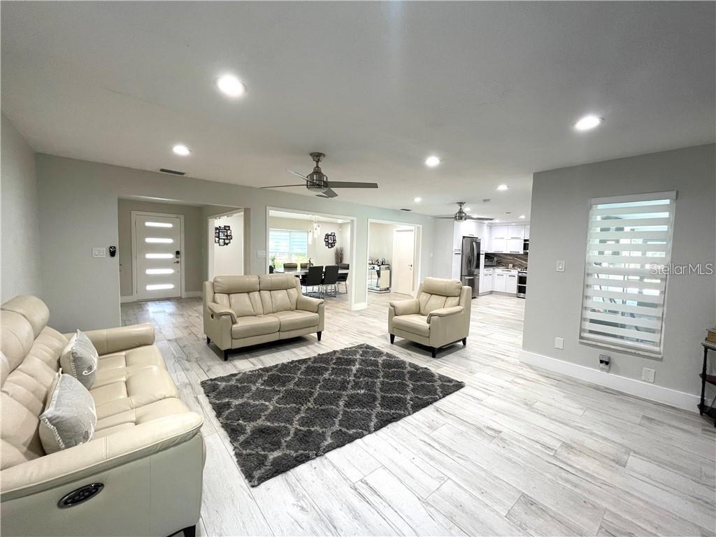 1501 GRANDVIEW BOULEVARD