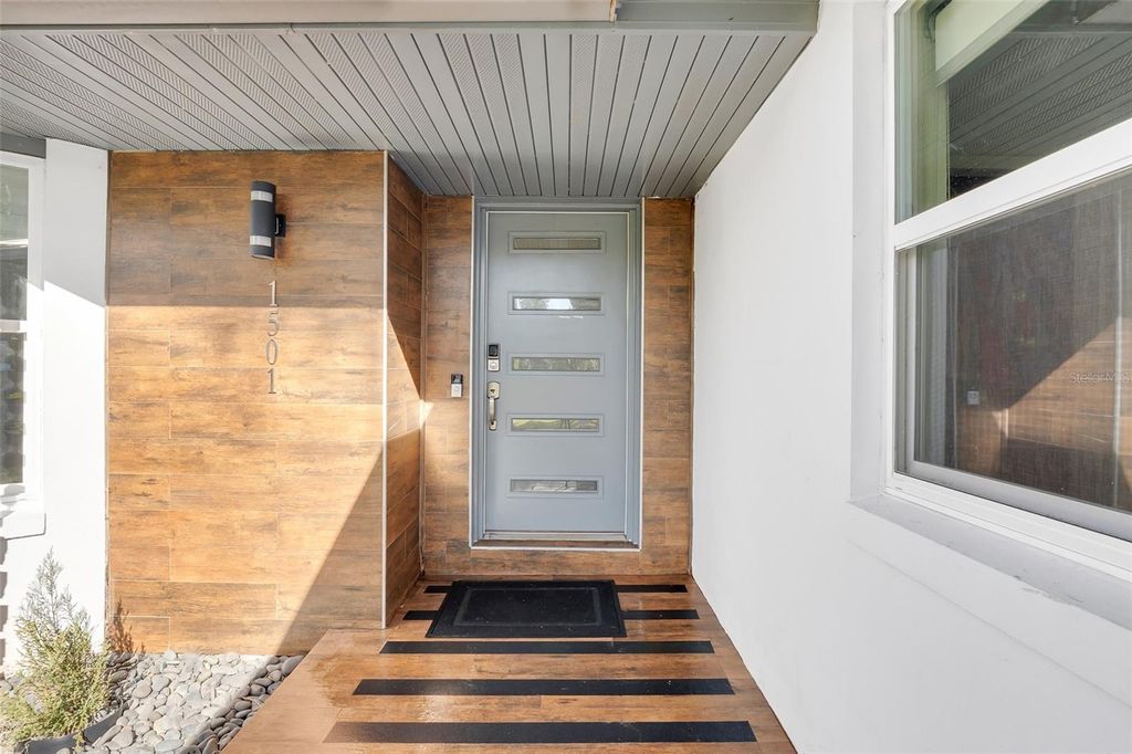 Photo of 1501 Grandview Boulevard, Kissimmee, FL 34744 (MLS # O6369640)