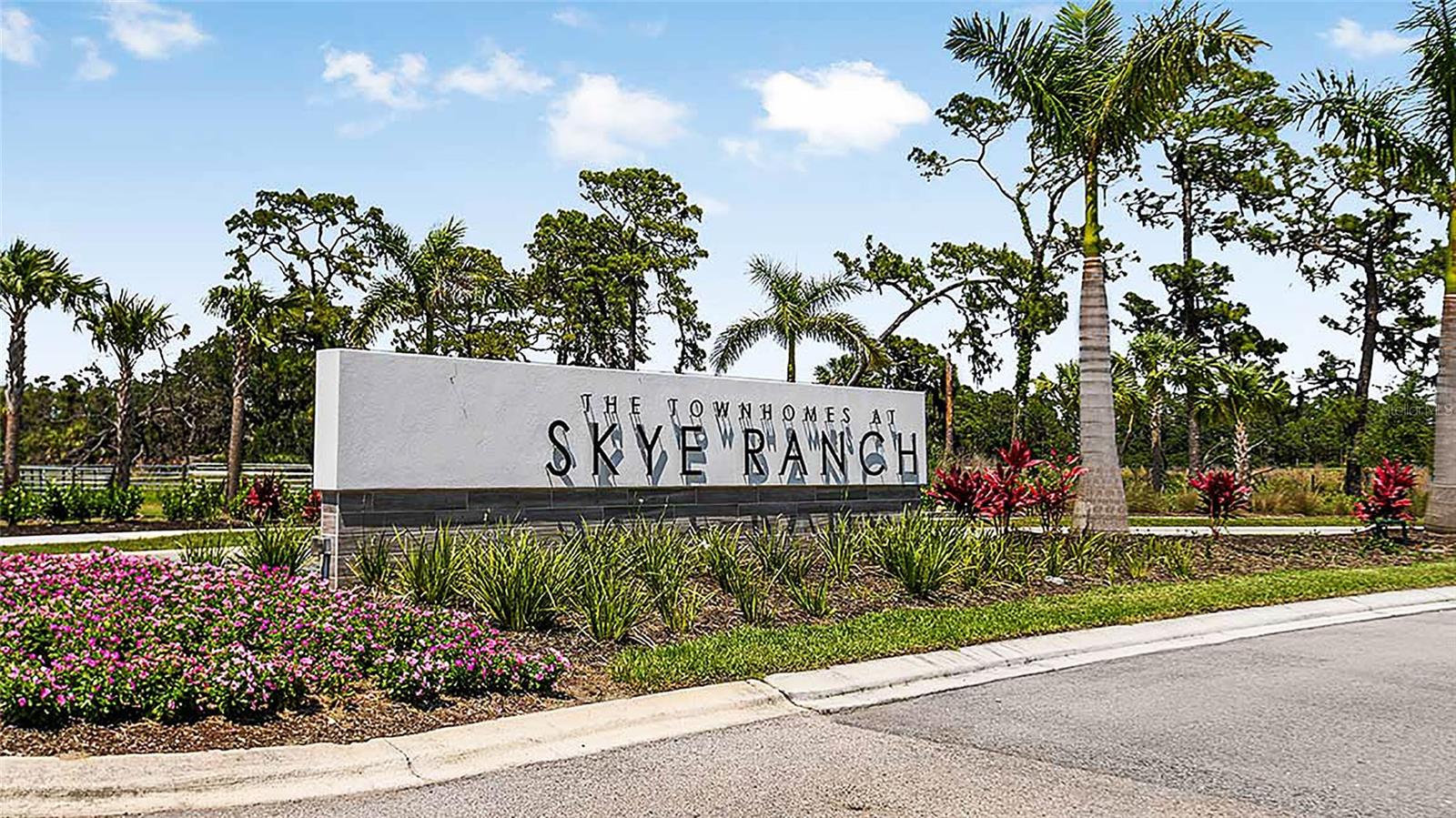 SKYE RANCH NBRHD TWO TWNHMS - Residential Lease
