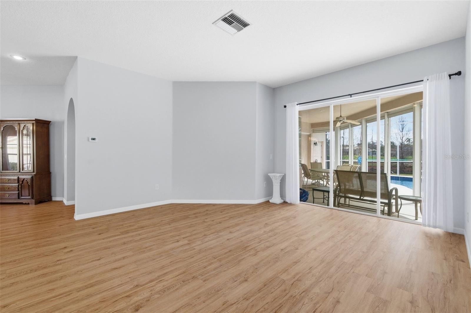 CRESCENT OAKS COUNTRY CLUB KINGSBURY PH 3 - Residential