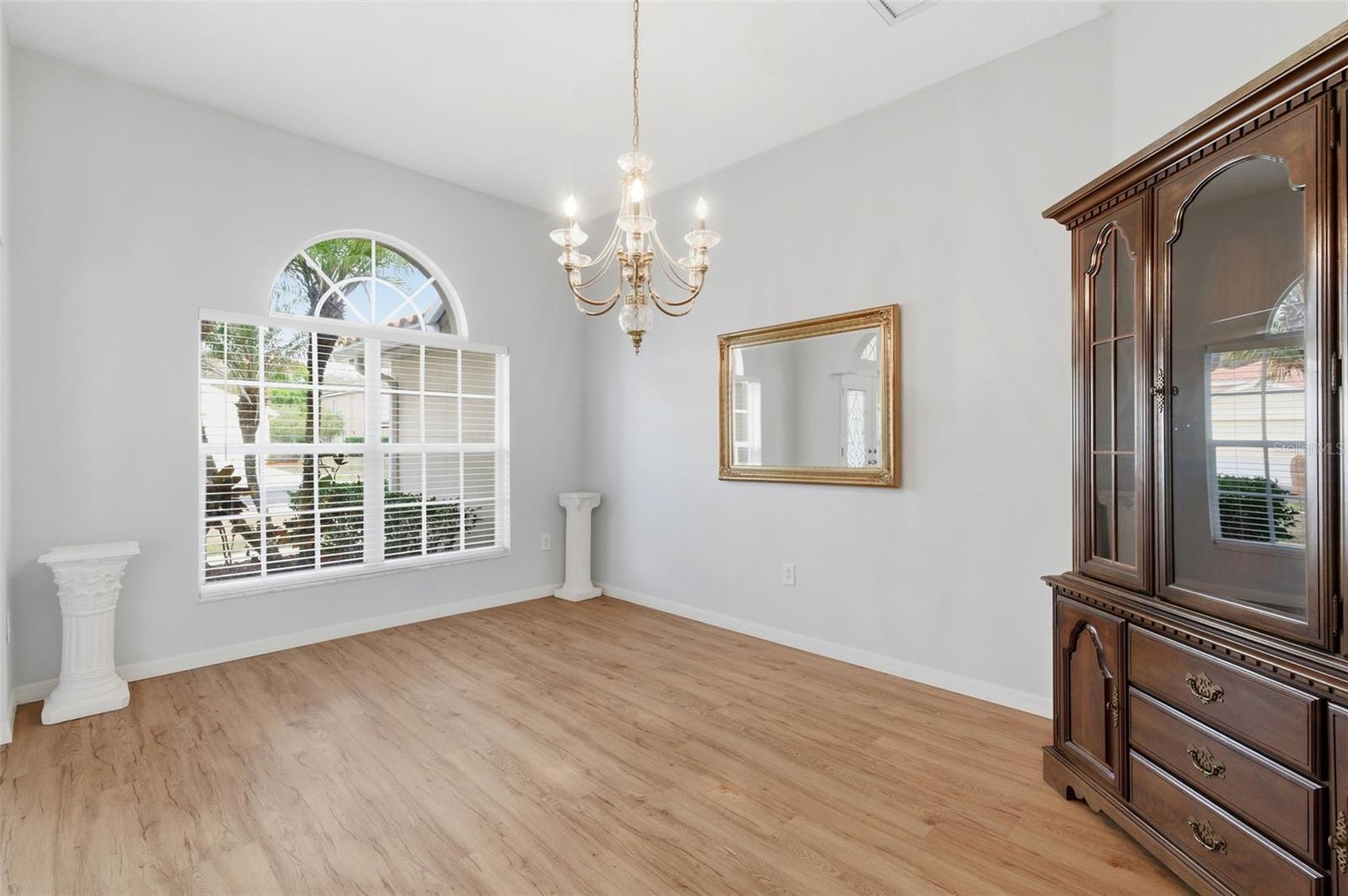 CRESCENT OAKS COUNTRY CLUB KINGSBURY PH 3 - Residential