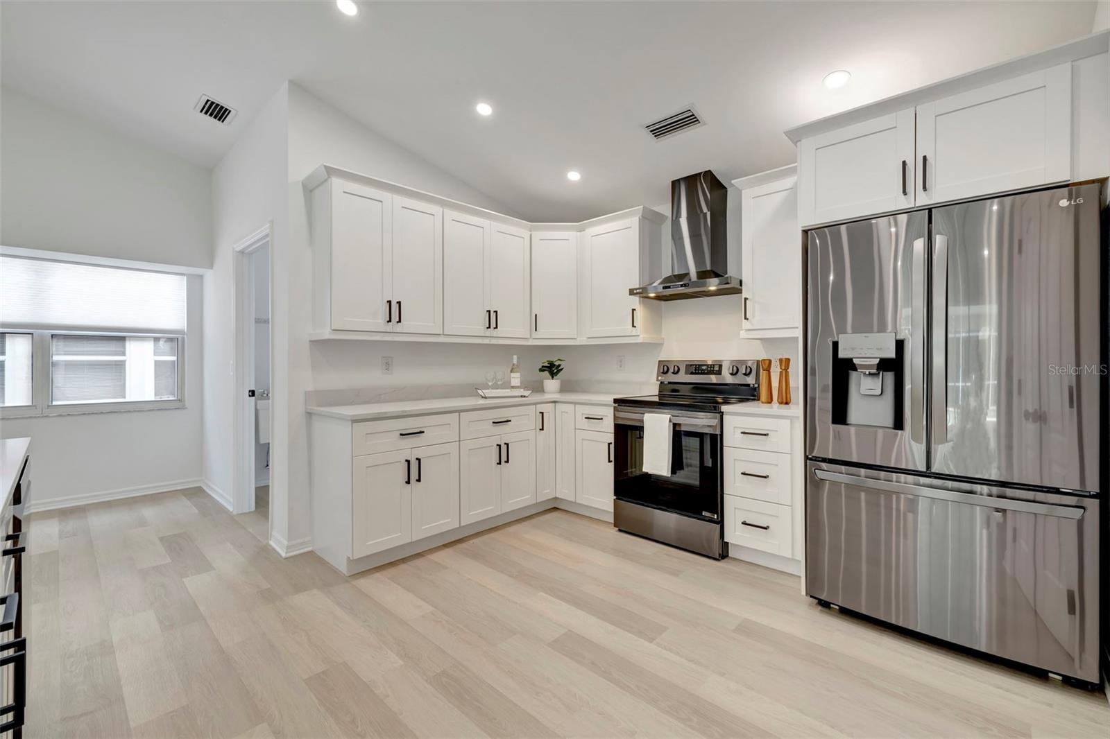 DEL SOL VILLAGE AT LONGWOOD RUN PH 02 - Residential