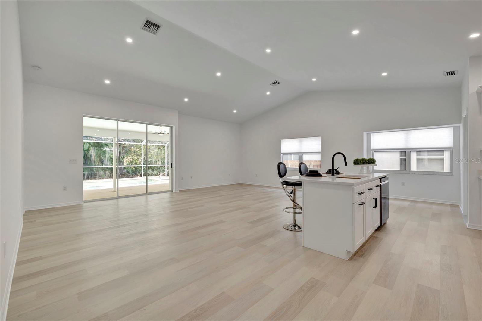 DEL SOL VILLAGE AT LONGWOOD RUN PH 02 - Residential