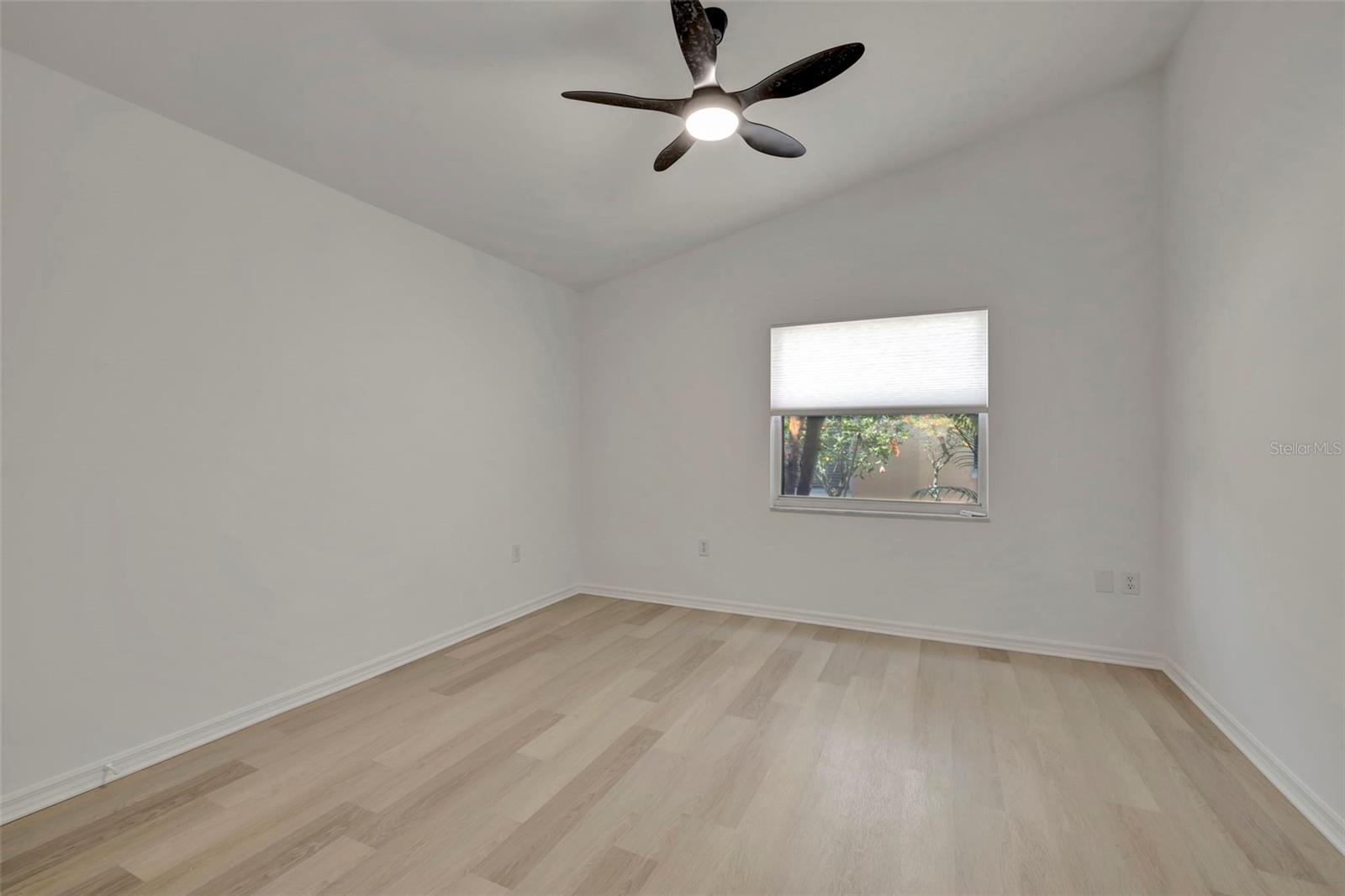 DEL SOL VILLAGE AT LONGWOOD RUN PH 02 - Residential