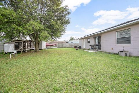 A home in DELAND