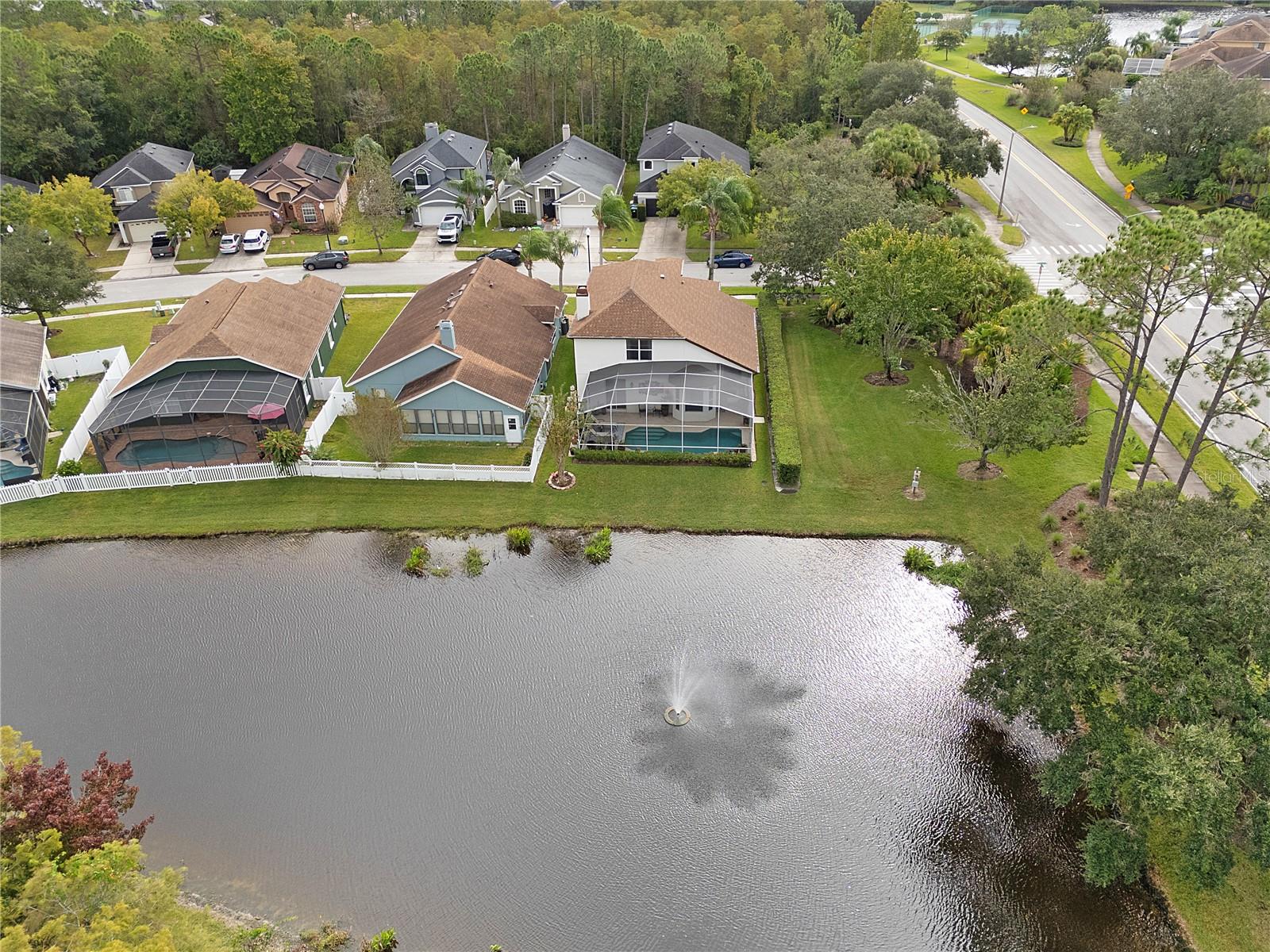 944 MAPLE CREEK DRIVE