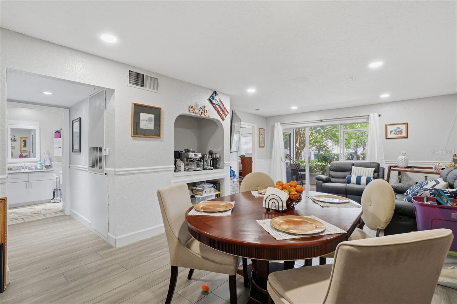 AUDUBON VLS/HUNTERS CRK CONDO - Residential