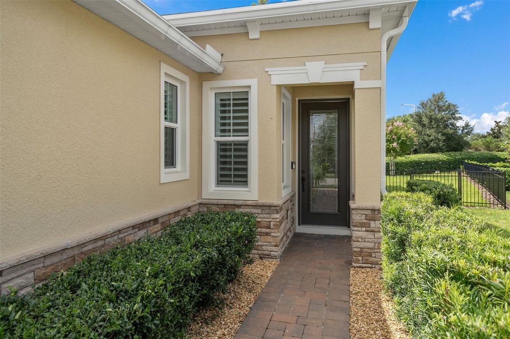 Photo of 213 Old Moss Circle, Deland, FL 32724 (MLS # V4946369)