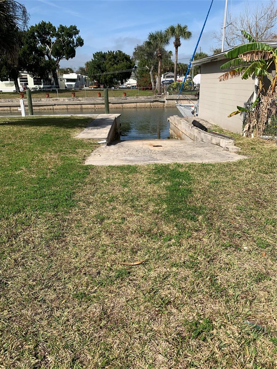 South Waterfront Park - Land