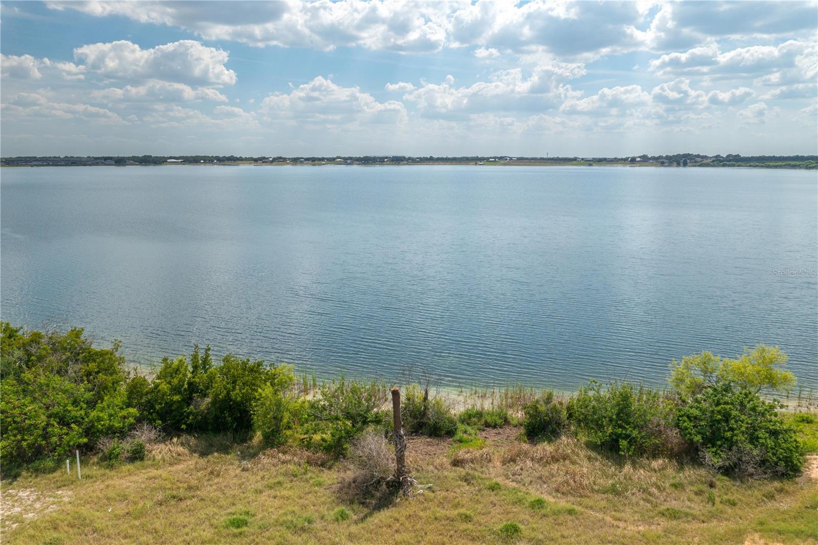 LAKE MCLEOD POINTE PH 01 - Land
