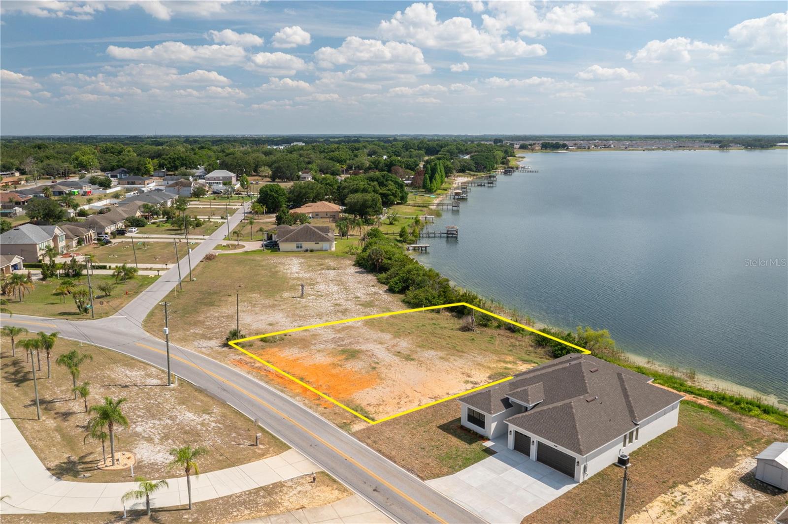 LAKE MCLEOD POINTE PH 01 - Land