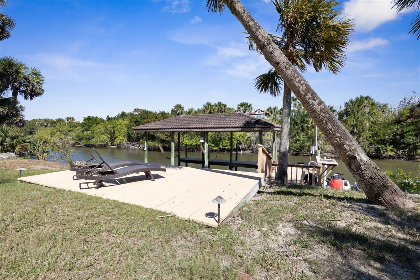 HAMMOCK DUNES - Residential