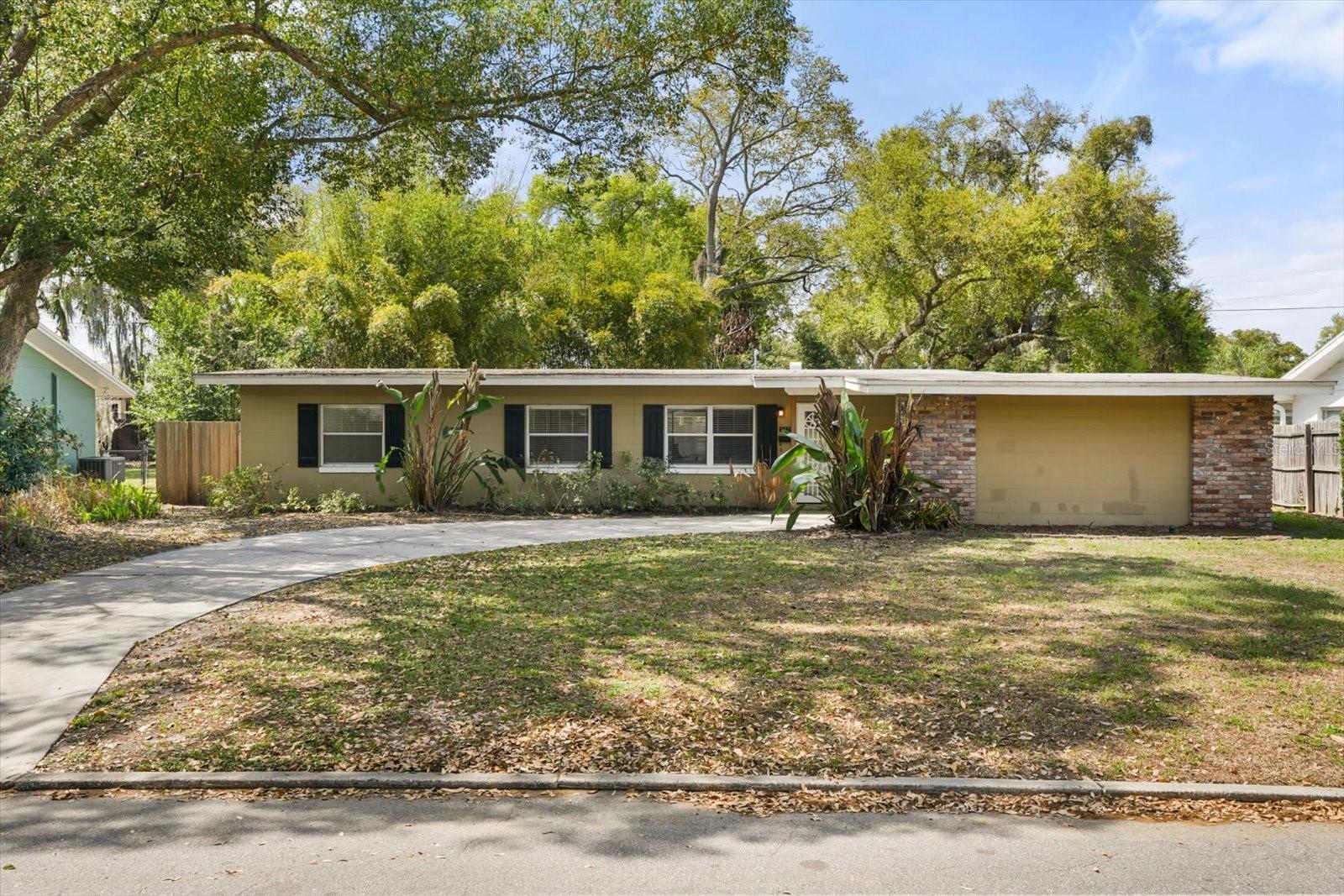 HOWELL HEIGHTS - Residential