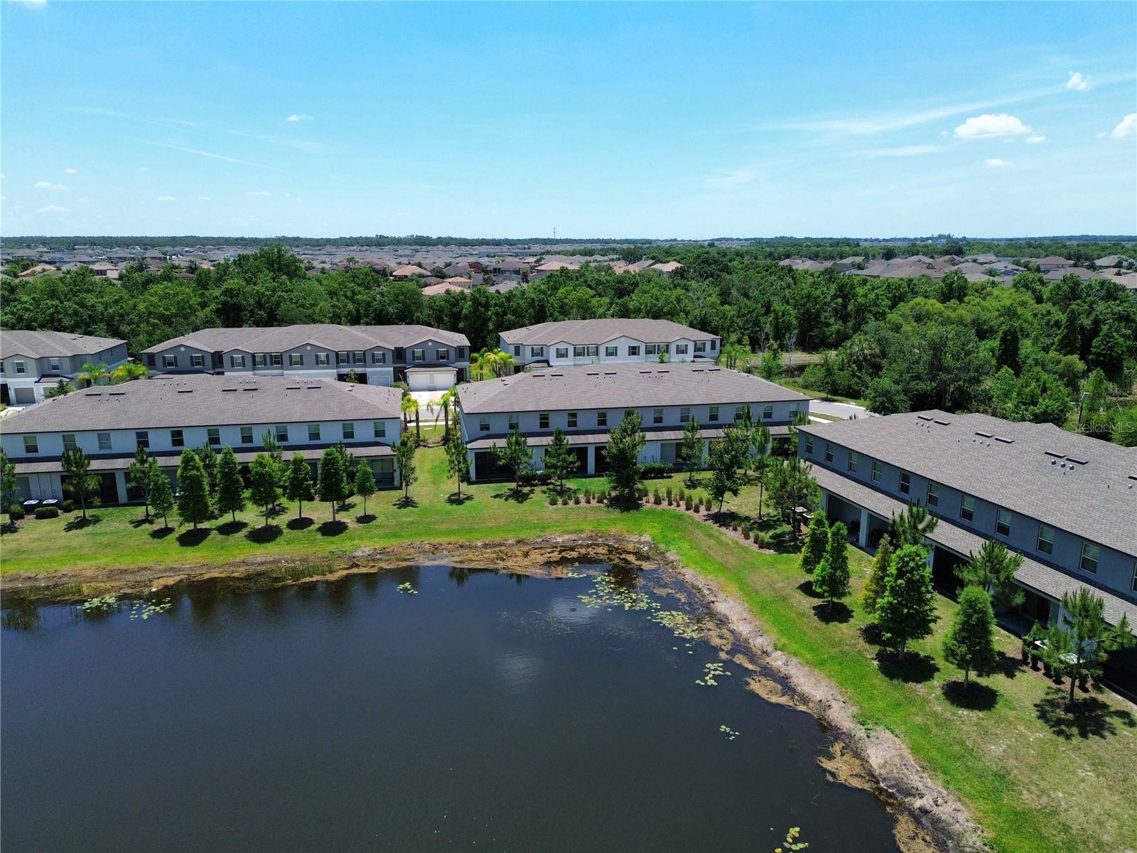 SUMMERFIELD TR 19 TWNHMS - Residential