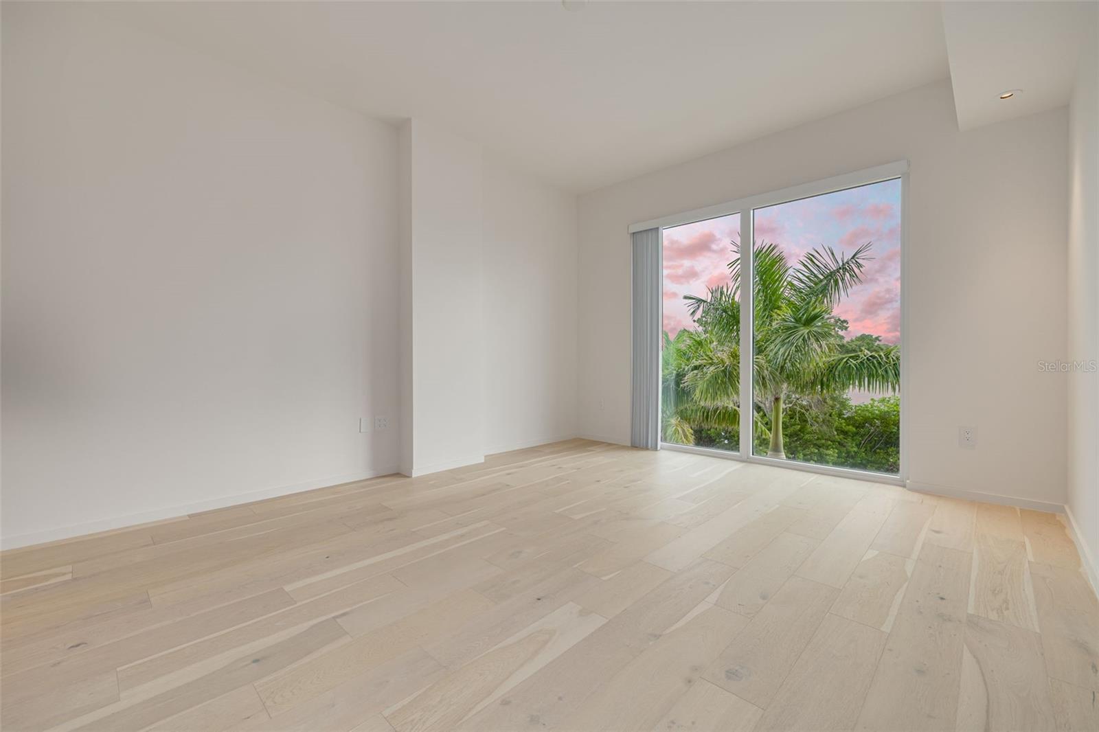 SERENA BY THE SEA - Residential Lease