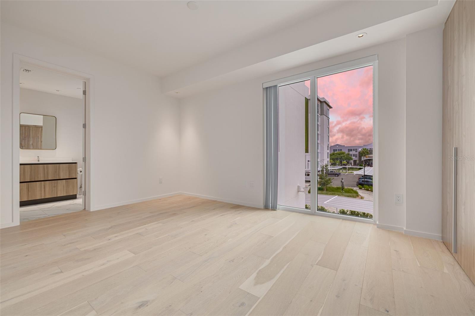 SERENA BY THE SEA - Residential Lease