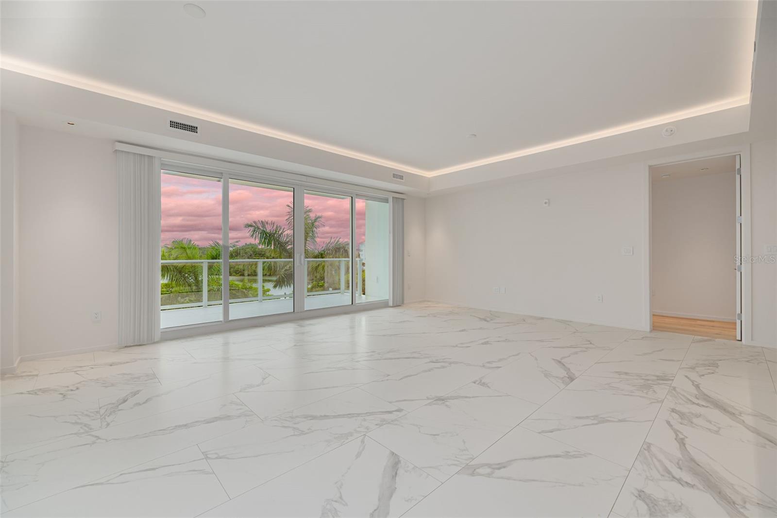 SERENA BY THE SEA - Residential Lease