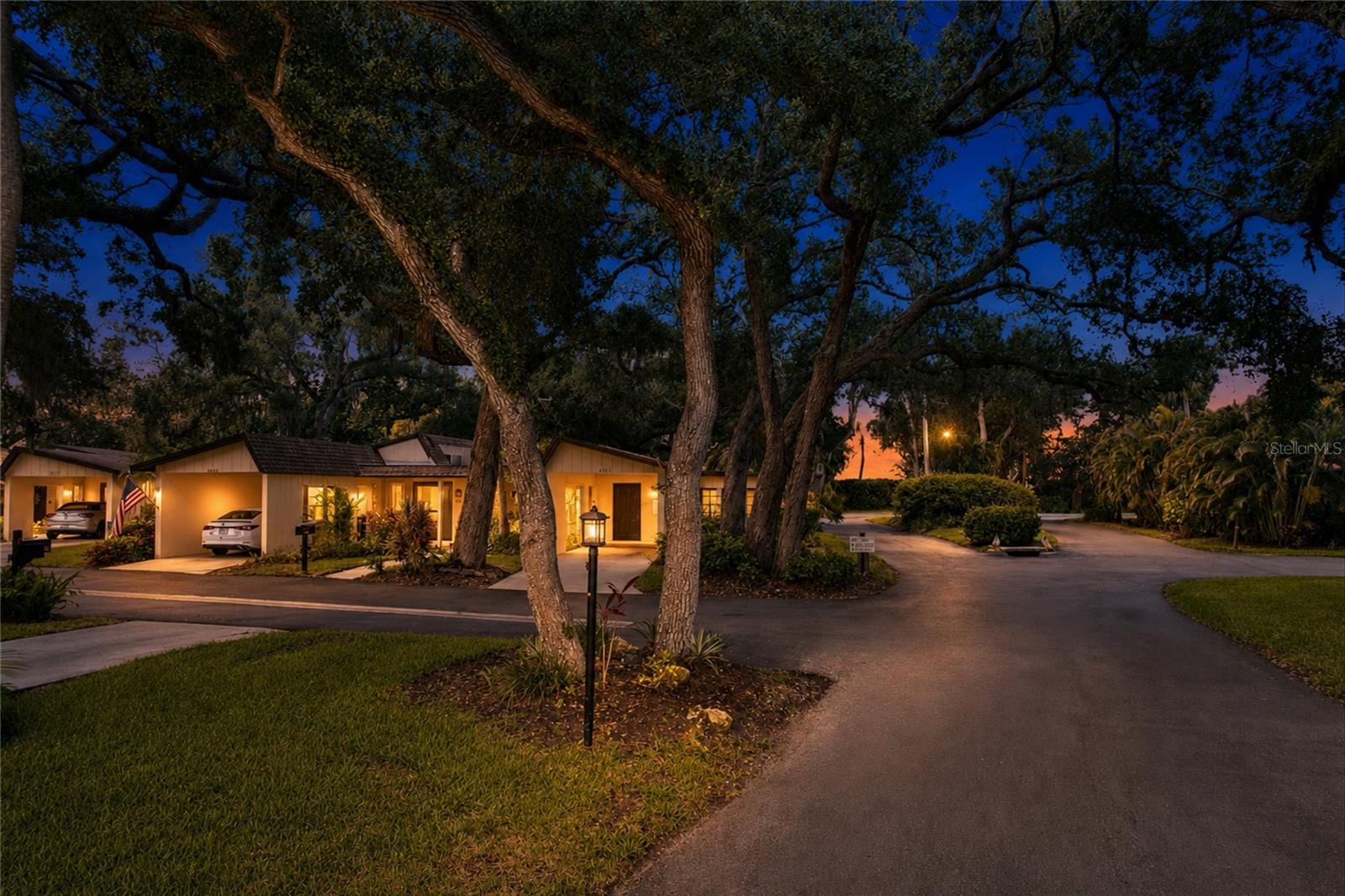 6947 WOODWIND DRIVE 77