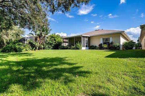 A home in WINTER HAVEN