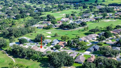 A home in WINTER HAVEN