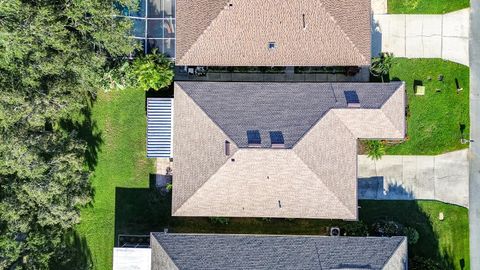 A home in WINTER HAVEN