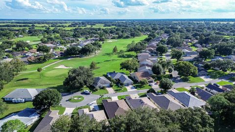 A home in WINTER HAVEN