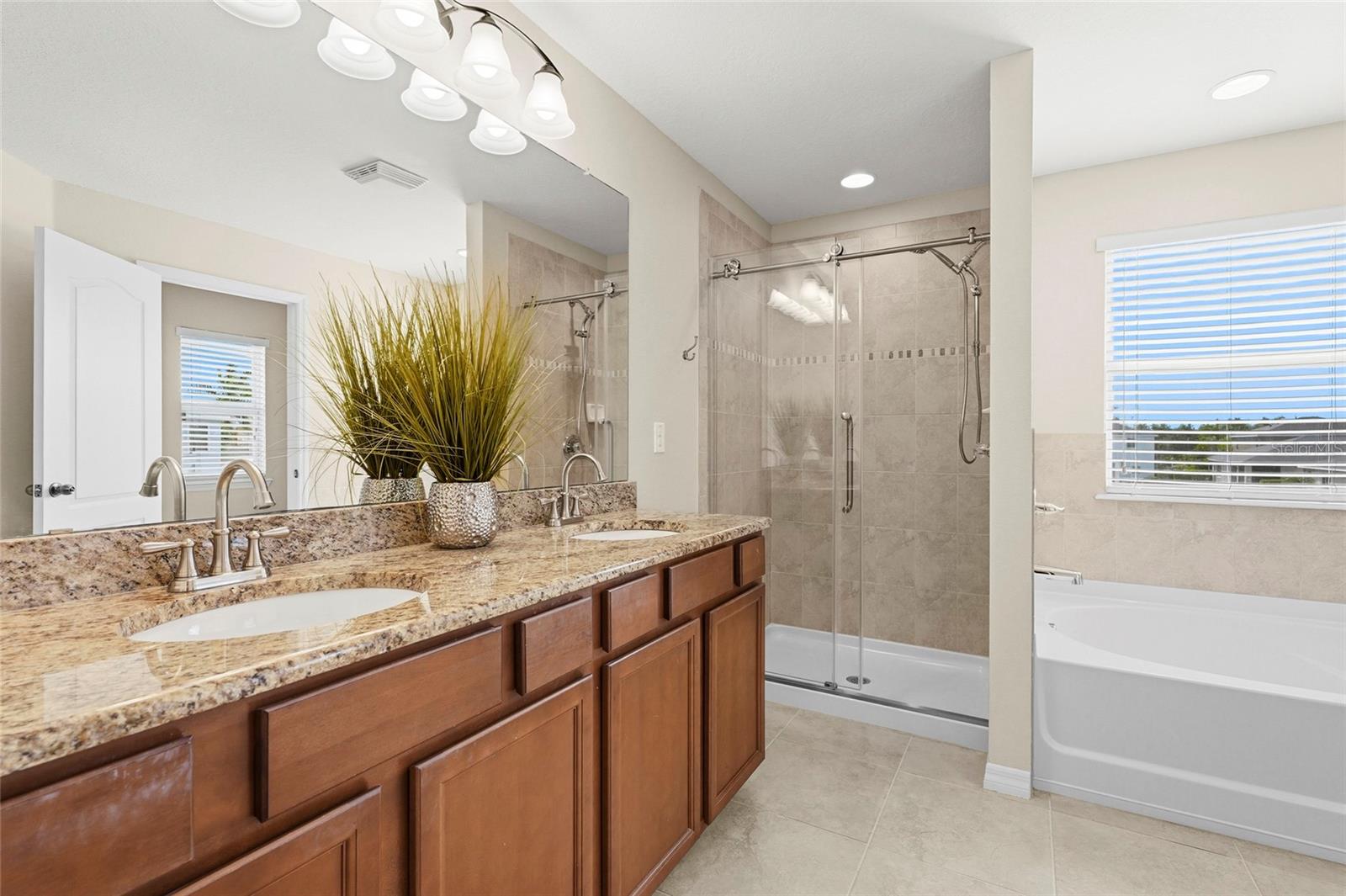 PALMER OAKS ESTATES - Residential