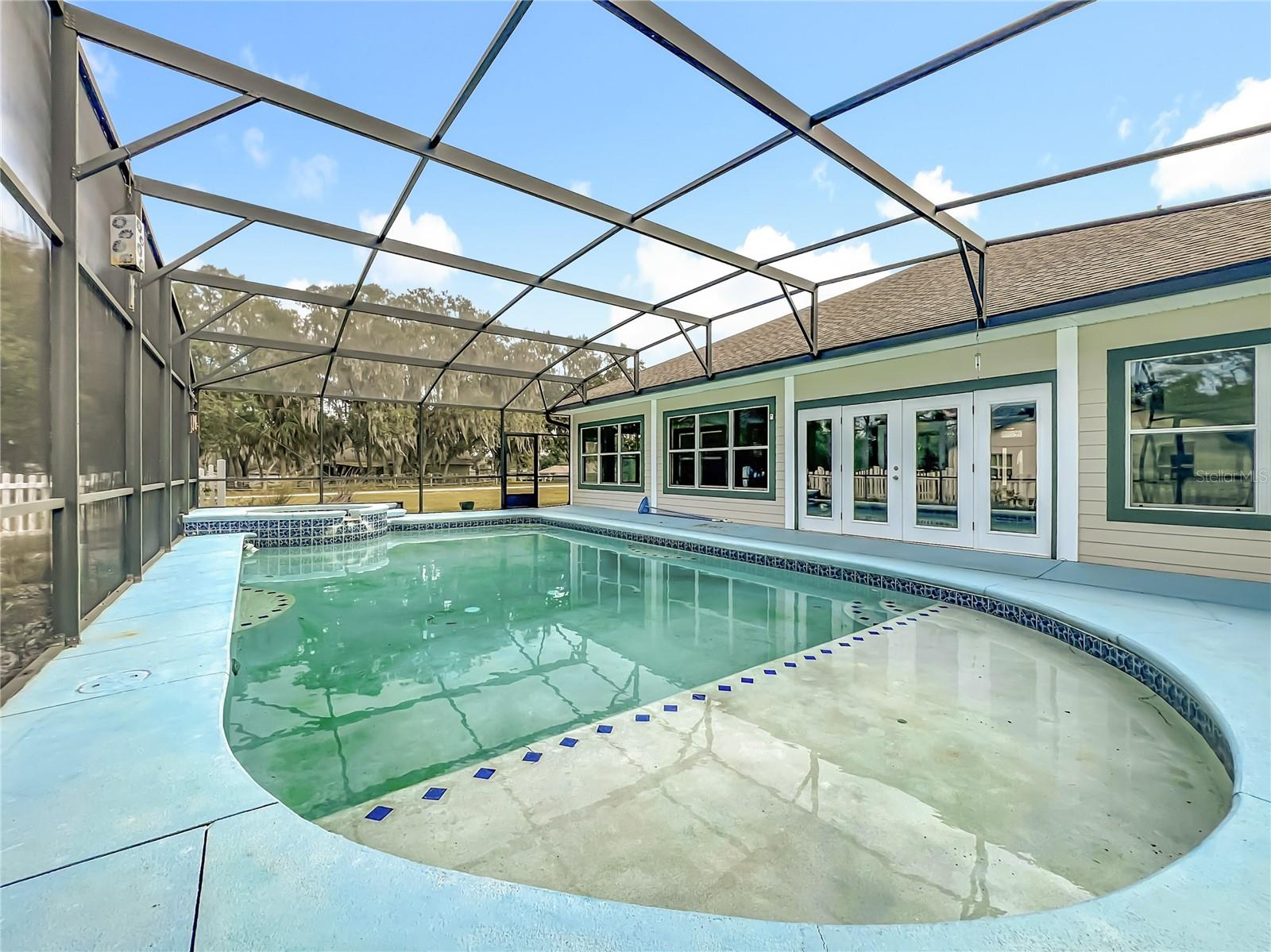 GROVELAND MC MURPHYS WOODS SUB - Residential