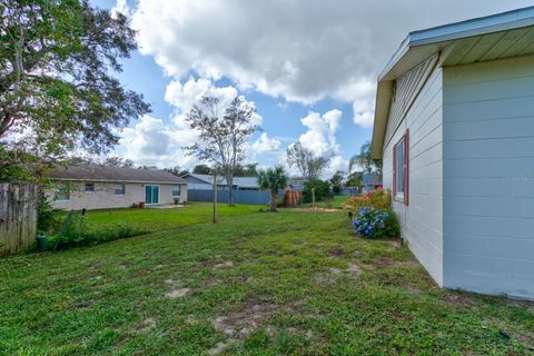 A home in PORT ORANGE