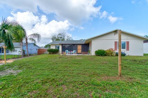 A home in PORT ORANGE