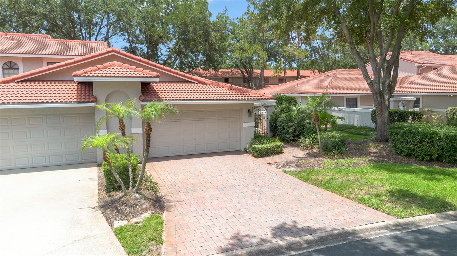 8237 BREEZE COVE LANE